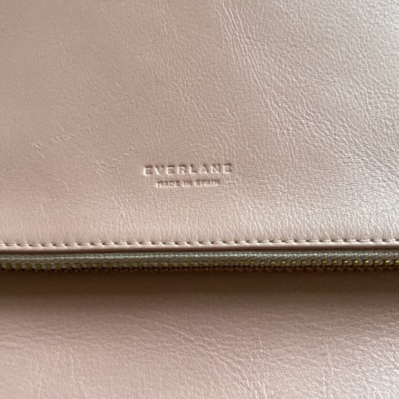 HOST PICK❤️Everlane fold over clutch (Last Price Cut) - Picture 2 of 8